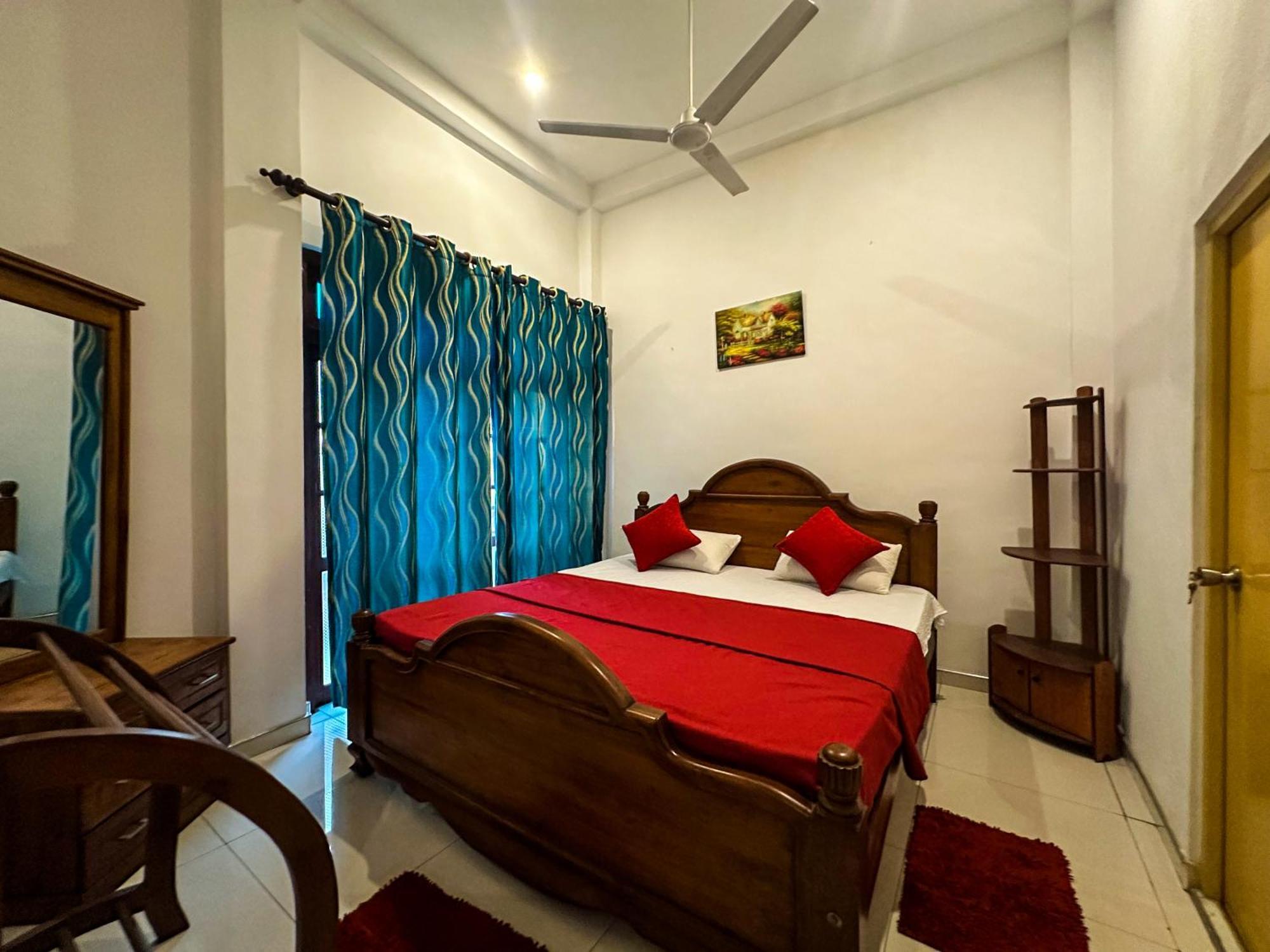 Hotel New Panda House à Galle Chambre photo