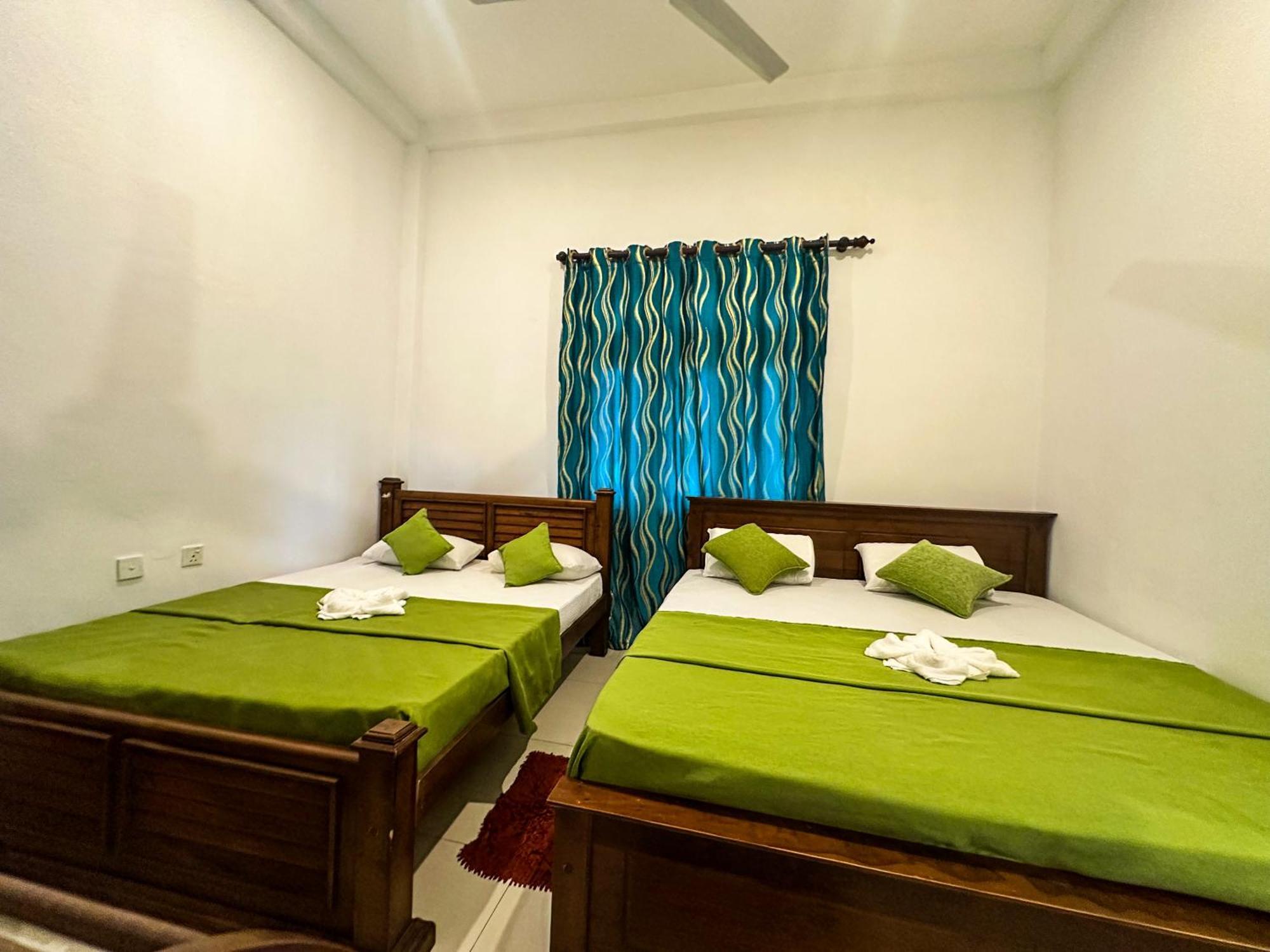 Hotel New Panda House à Galle Chambre photo